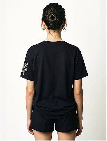 Camiseta de cuello redondo con bordado floral de lucci