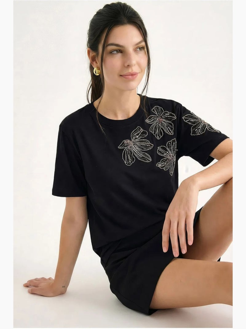 Camiseta de cuello redondo con bordado floral de lucci Negro - Kiabi