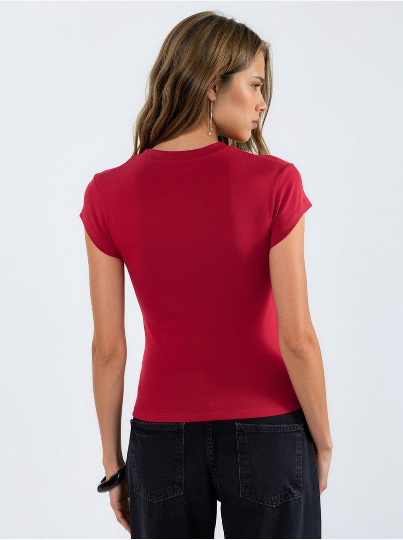 Camiseta de cuello redondo con estampado de corazones bordados busem Rojo - Kiabi