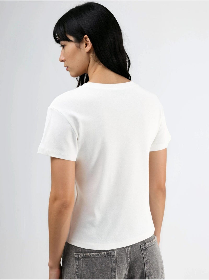 Camiseta de cuello redondo con estampado de estrellas y detalle de accesorios busem Blanco - Kiabi