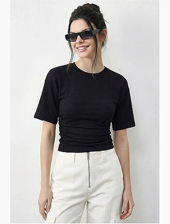 Camiseta de cuello redondo de corte regular lucci