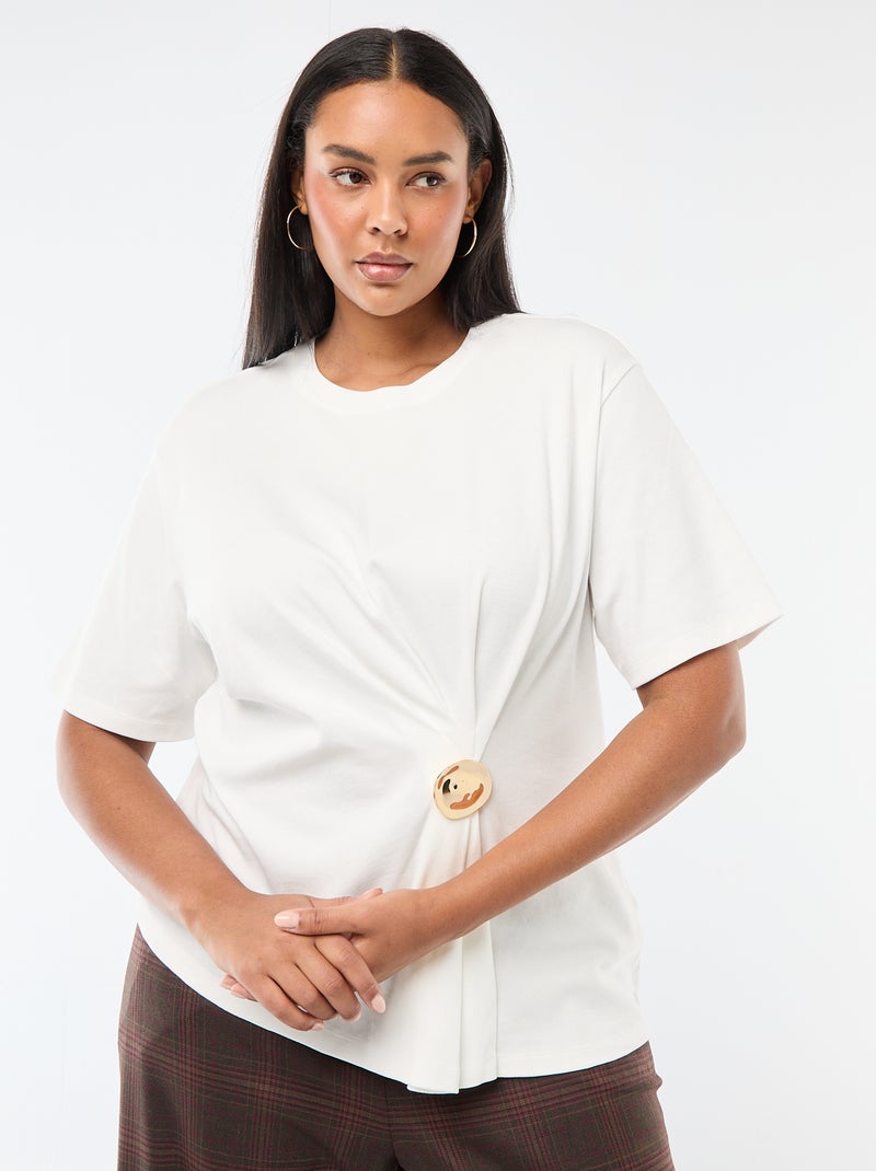 Camiseta de cuello redondo drapeado con joya fantasía Blanco - Kiabi