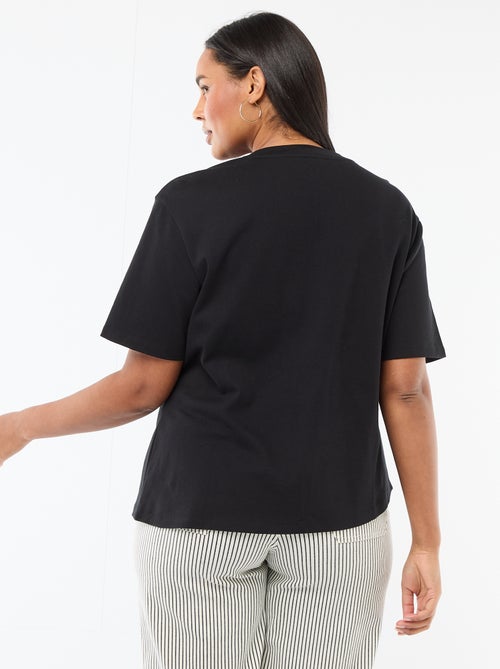 Camiseta de cuello redondo drapeado con joya fantasía - Kiabi