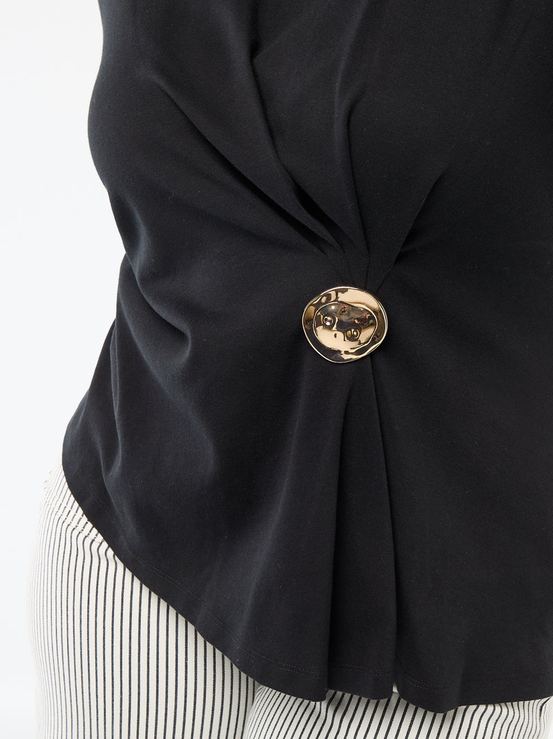 Camiseta de cuello redondo drapeado con joya fantasía Negro - Kiabi