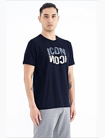 Camiseta de cuello redondo estampada con parche tommy