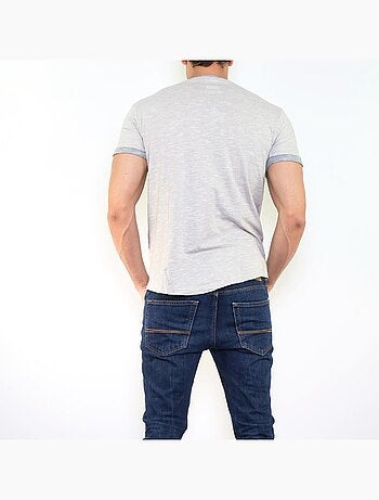 Camiseta de cuello redondo