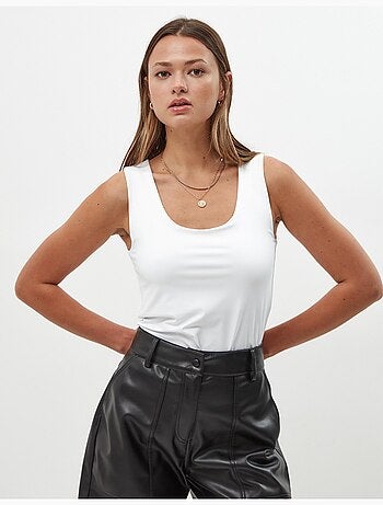 Camiseta de cuello redondo, MO Fashion