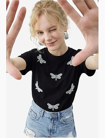 Camiseta de cuello redondo y corte relajado con bordado lucci