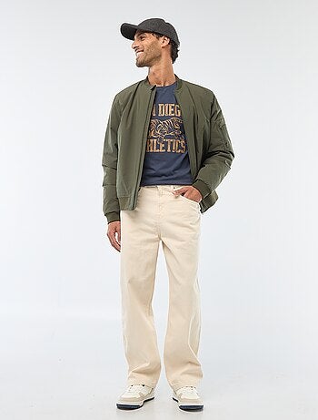 Camiseta de cuello redondo y manga corta estampada