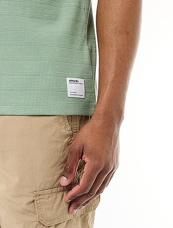 Camiseta de cuello redondo y manga corta en nido de abeja