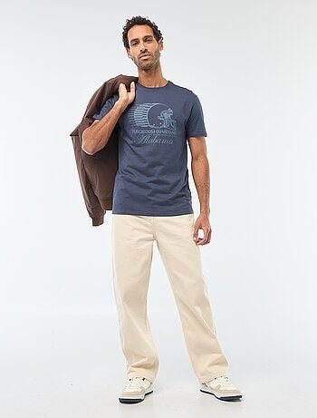 Camiseta de cuello redondo y manga corta estampada