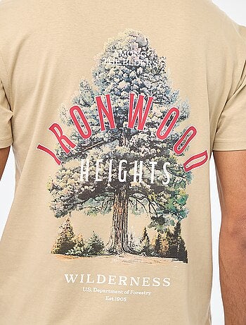 Camiseta de cuello redondo y manga corta estampada