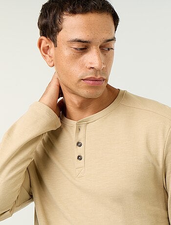 Camiseta de cuello tunecino de manga larga