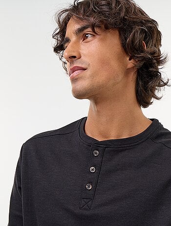 Camiseta de cuello tunecino de manga larga