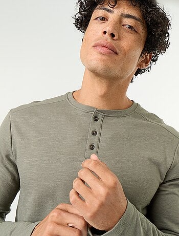 Camiseta de cuello tunecino de manga larga