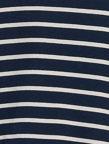 Camiseta de cuello vuelto de algodón elástico