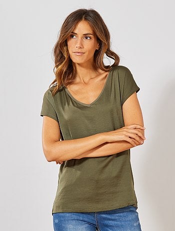 Camiseta de dos materiales con cuello de pico - Kiabi