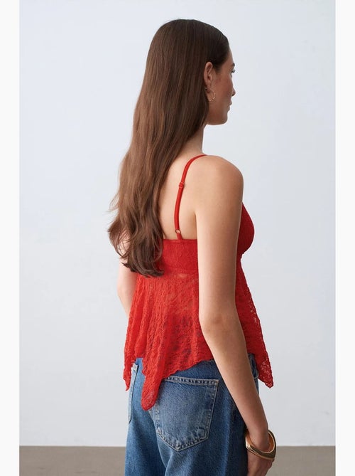 Camiseta de encaje con lazo delantero dilvin - Kiabi Camiseta de encaje con lazo delantero dilvin - Kiabi