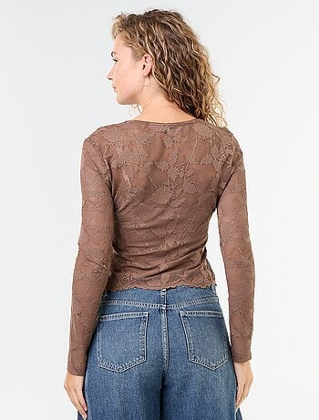 Camiseta de encaje efecto blusa