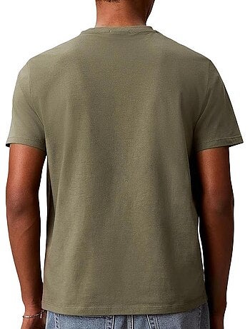 Camiseta de hombre calvin klein jeans con insignia