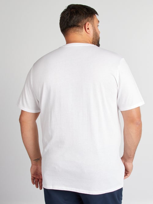 Camiseta de hombre de algodón con cuello redondo - Kiabi Camiseta de hombre de algodón con cuello redondo - Kiabi