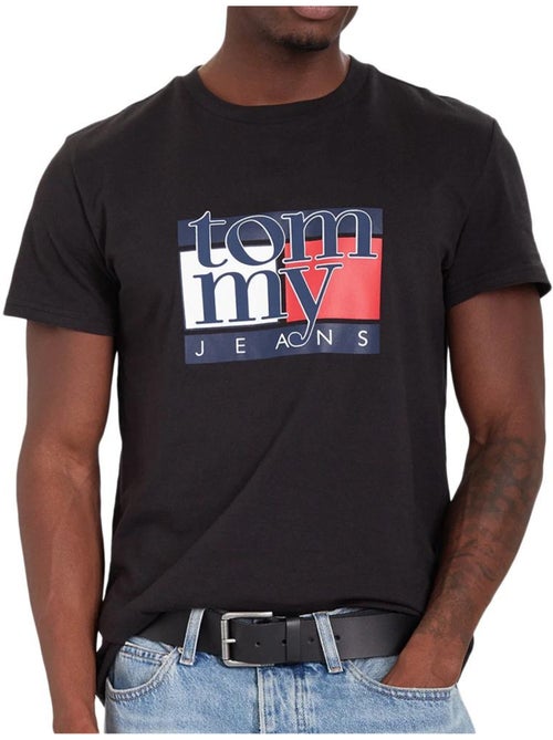 Camiseta de Hombre Tommy Hilfiger con Logo Bandera - Kiabi Camiseta de Hombre Tommy Hilfiger con Logo Bandera - Kiabi