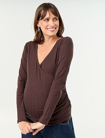 Camiseta de lactancia con escote cruzado