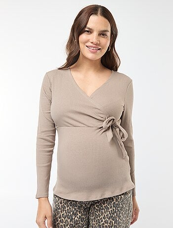 Camiseta de lactancia cruzada
