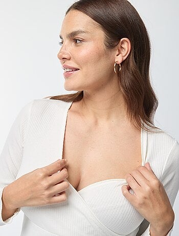 Camiseta de lactancia cruzada