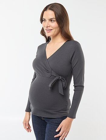 Camiseta de lactancia cruzada