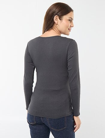 Camiseta de lactancia cruzada