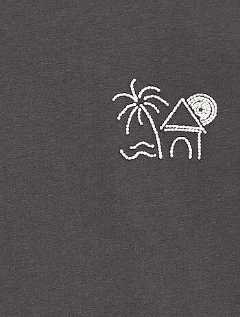 Camiseta de manga corta bordada