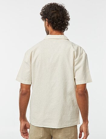 Camiseta de manga corta con bolsillo en el pecho