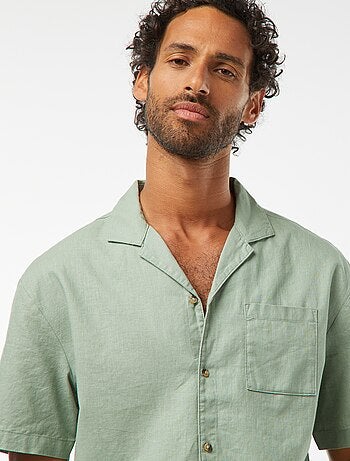 Camiseta de manga corta con bolsillo en el pecho