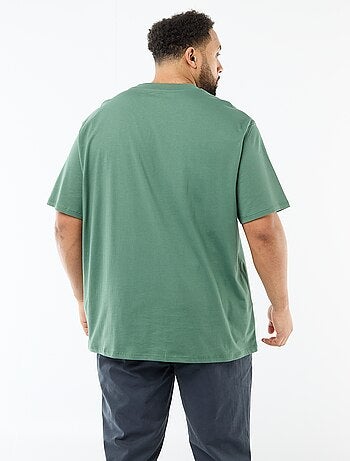 Camiseta de manga corta con bolsillo en el pecho