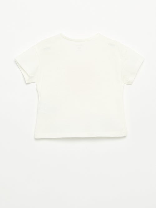 Camiseta de manga corta con corazón cosido - Kiabi Camiseta de manga corta con corazón cosido - Kiabi