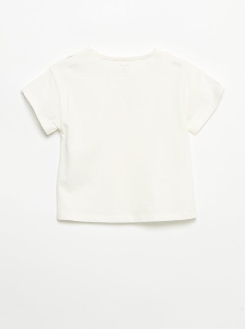 Camiseta de manga corta con corazón cosido - Kiabi