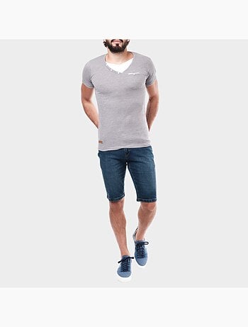 Camiseta de manga corta con cuello en V