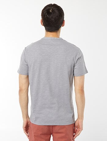 Camiseta de manga corta con cuello panadero
