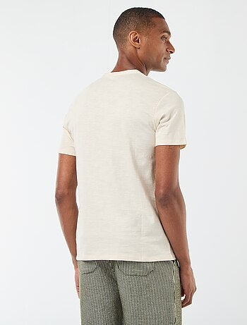 Camiseta de manga corta con cuello panadero