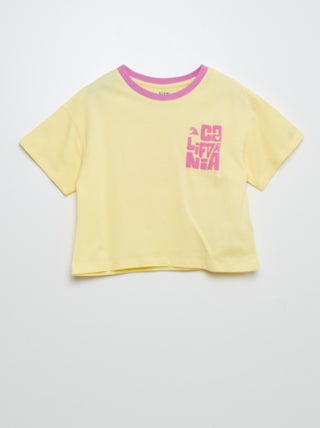 Camiseta de manga corta con cuello redondo estampada