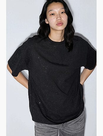 Camiseta de manga corta con cuello redondo y lentejuelas busem