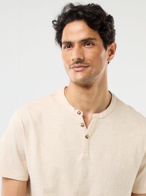 Camiseta de manga corta con cuello tunecino - Kiabi