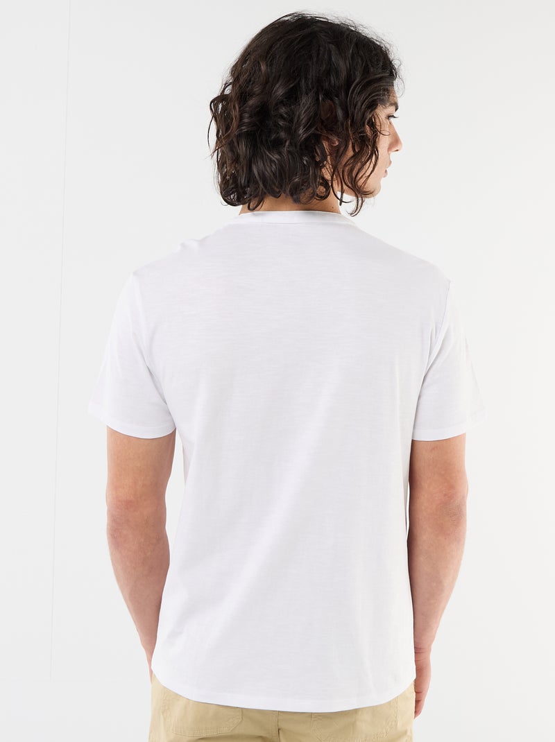 Camiseta de manga corta con cuello tunecino Blanco - Kiabi