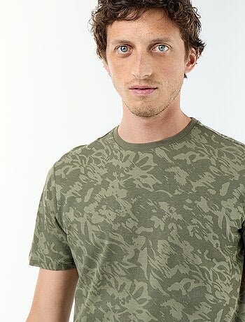 Camiseta de manga corta con estampado de fantasía