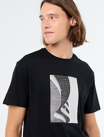 Camiseta de manga corta con estampado de fantasía