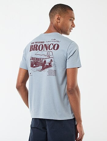 Camiseta de manga corta con estampado en el pecho