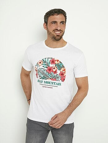 Camiseta de manga corta con estampado exótico