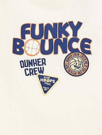 Camiseta de manga corta con estampado frontal