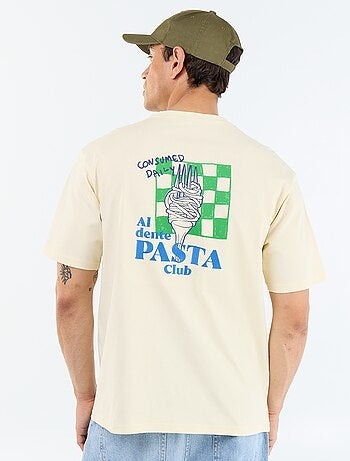 Camiseta de manga corta con estampados y bordados por delante y por detrás